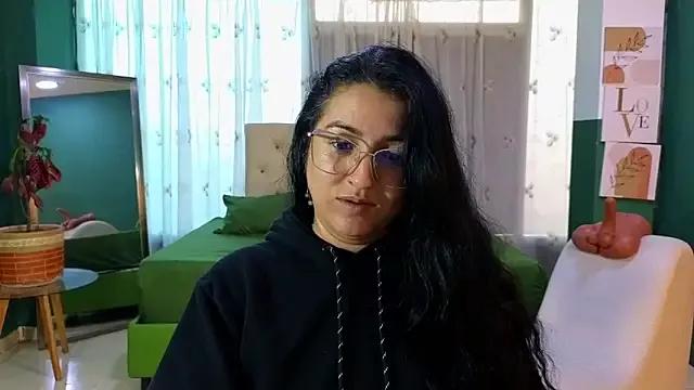 tessa_drawing from StripChat