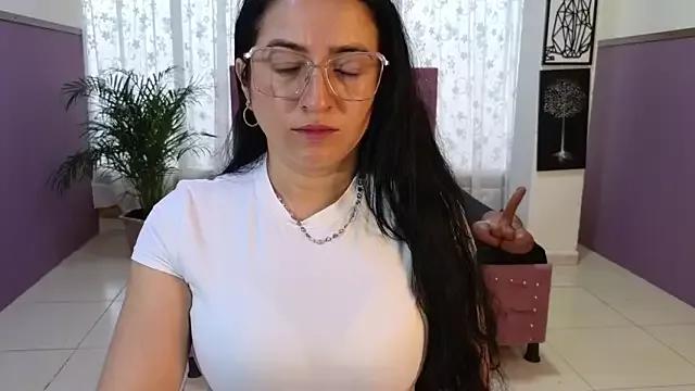 tessa_drawing from StripChat