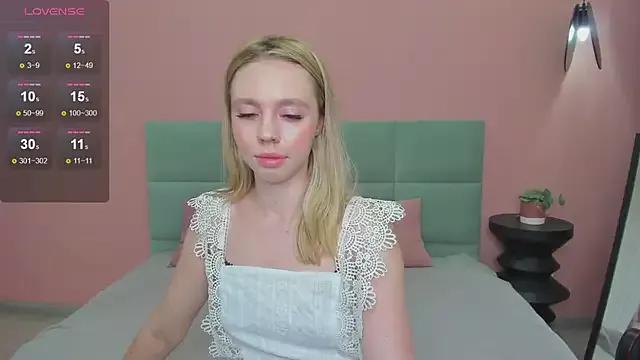 TessaAdorable from StripChat