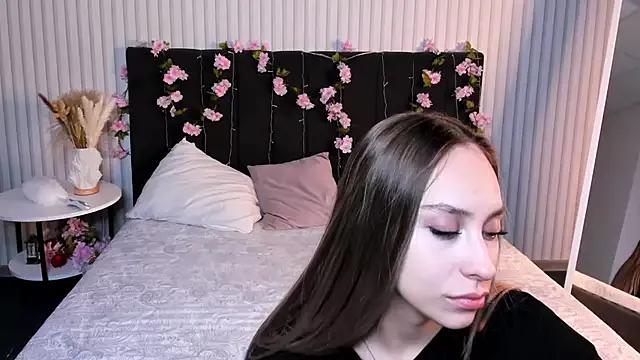 TessaBlakee from StripChat is Freechat