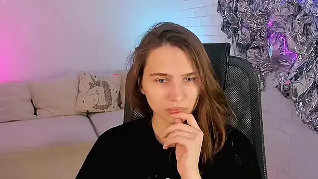 TessaMill from StripChat is Freechat