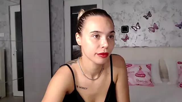 TessaStarr from StripChat