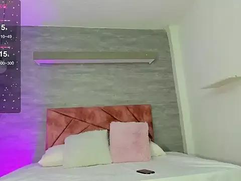 Girls: try live performances with matured performers, from dancing to quirks, in a variety of beautiful sex cams.
