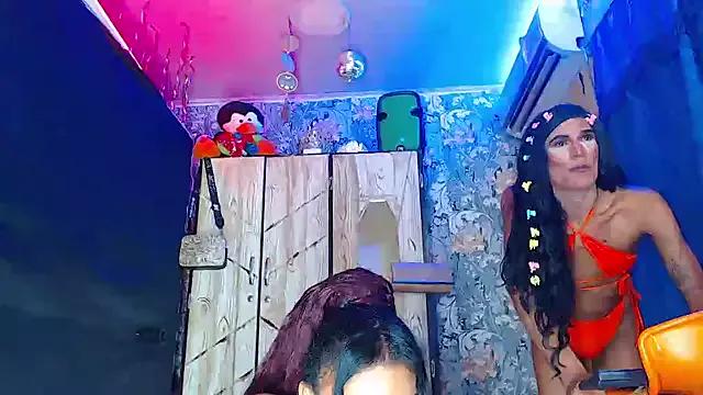 Girls: try live performances with matured performers, from dancing to quirks, in a variety of beautiful sex cams.