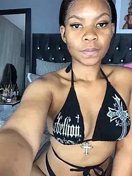 Thick_Shawtyy from StripChat is Freechat