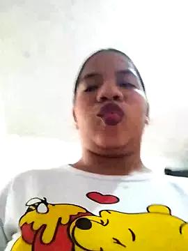 Thiffanyfox from StripChat is Freechat