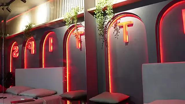 Girls: try live performances with matured performers, from dancing to quirks, in a variety of beautiful sex cams.