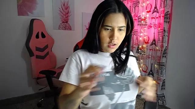 Tifany_hot1 webcams show profile image 