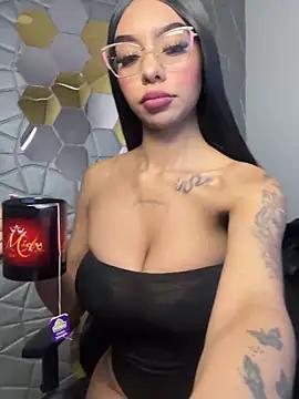 Tiffanny from StripChat
