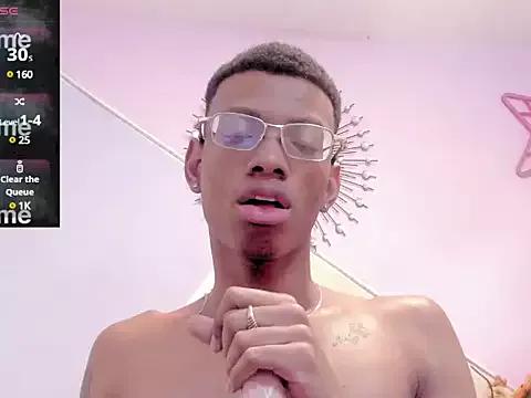 Tiffany_Valentine15 from StripChat
