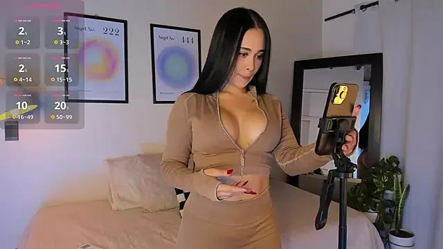 TiffanyCole_ from StripChat