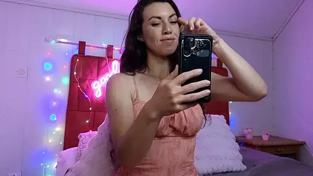 TiffanyDollxxx from StripChat