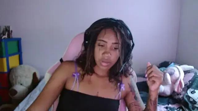 TiffanyRoouse from StripChat is Freechat