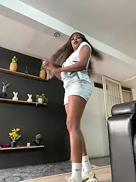 Girls: try live performances with matured performers, from dancing to quirks, in a variety of beautiful sex cams.