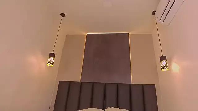 TiffValentinee_ from StripChat