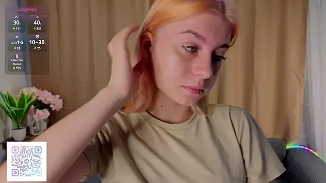 TinaCamell from StripChat is Freechat