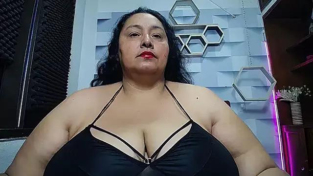TistMature from StripChat is Freechat