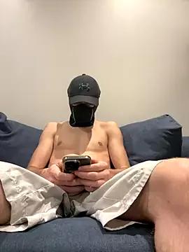 tok_lo24 from StripChat is Freechat
