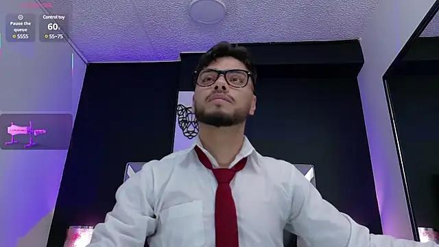 Tommidubois from StripChat