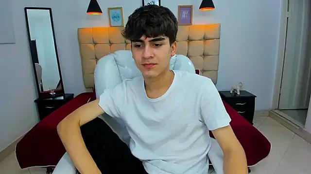 Tommy18__ from StripChat