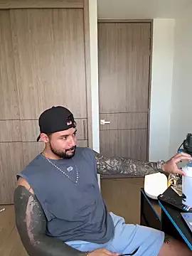 TommyCruz from StripChat is Freechat