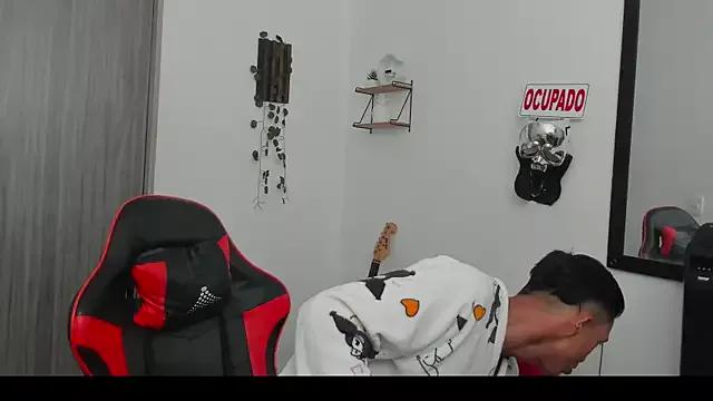 TommyGun_22 from StripChat