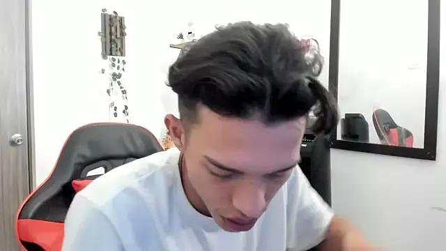 TommyGun_22 from StripChat