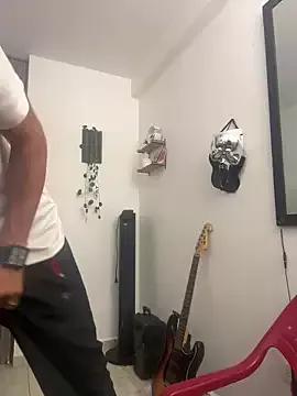 TommyGun_22 from StripChat