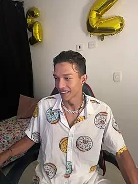TommyGun_22 from StripChat