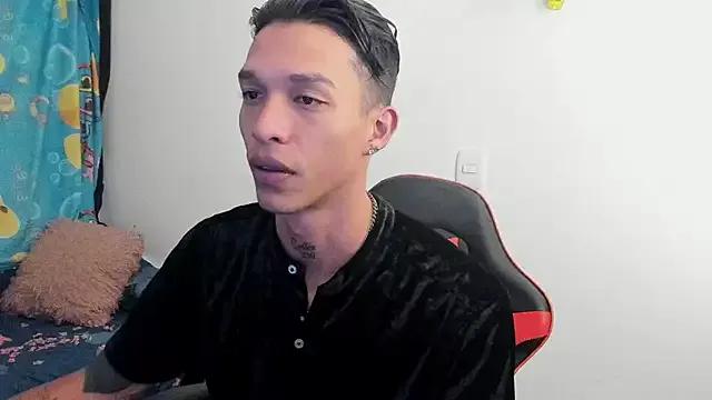 TommyGun_22 from StripChat