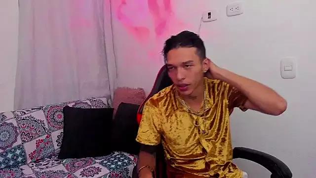 TommyGun_22 from StripChat