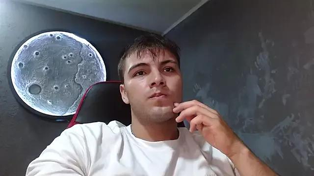 tonilars from StripChat is Freechat