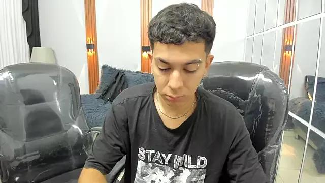 Travis_and_max performants stats from StripChat