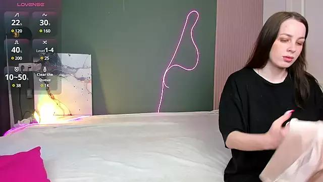 Girls: try live performances with matured performers, from dancing to quirks, in a variety of beautiful sex cams.