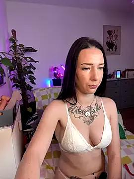 Trixie-Tainted from StripChat is Freechat