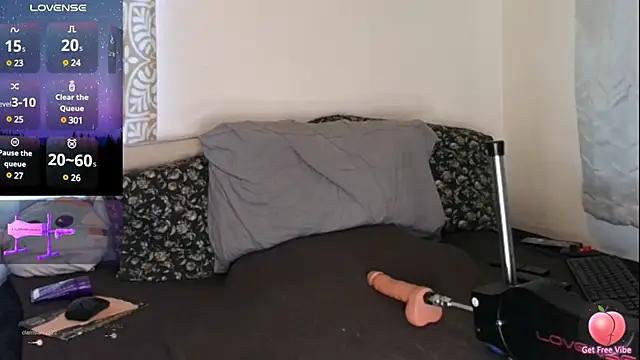 TsSnailGirl69 from StripChat