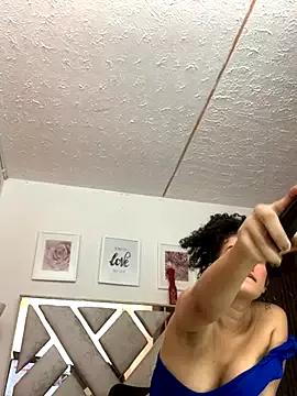 Girls: try live performances with matured performers, from dancing to quirks, in a variety of beautiful sex cams.