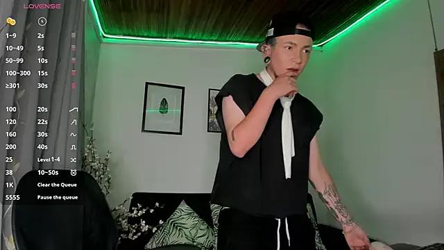 tyler_jones_ from StripChat is Freechat