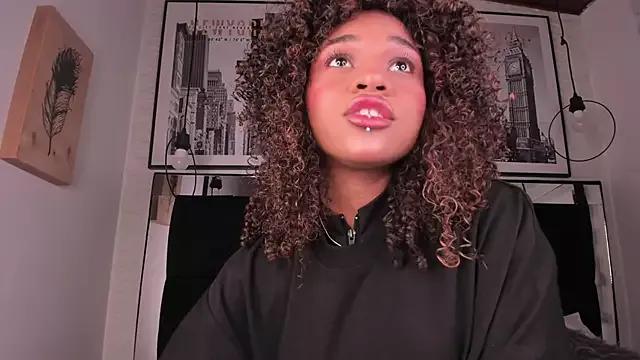 tylla_ from StripChat