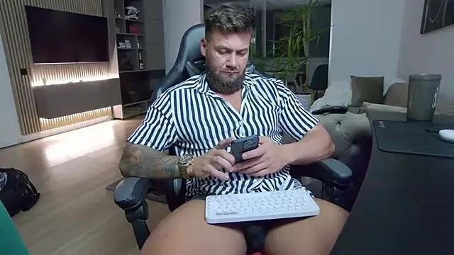 UbbeViking from StripChat
