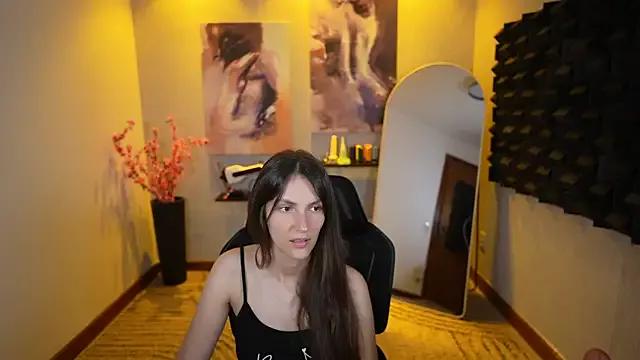 upssnowy from StripChat