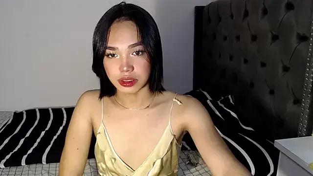 ur_princesslola from StripChat is Freechat