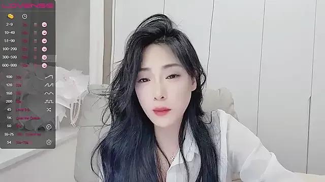 Uuxiaocai webcams show profile image 