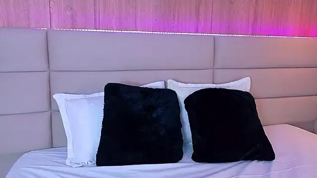 ValeSwift from StripChat is Freechat