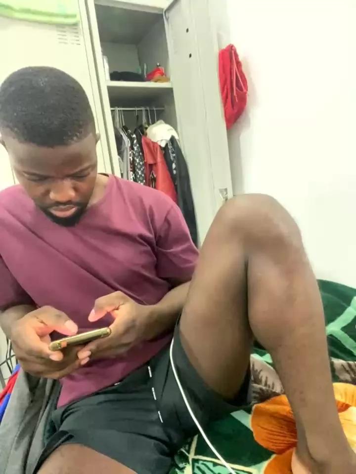 vannycov from StripChat