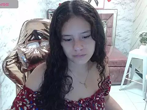 Velvet_Moon_V from StripChat