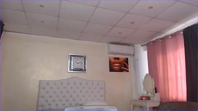VelvetMarsha from StripChat