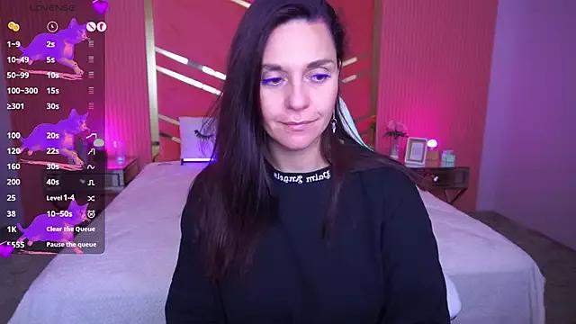 Girls: try live performances with matured performers, from dancing to quirks, in a variety of beautiful sex cams.