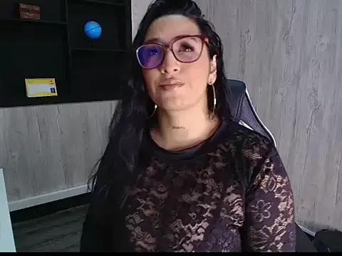VELVETTRED from StripChat is Freechat