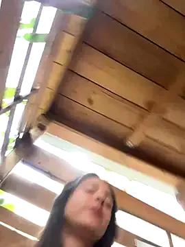 venusrey_ from StripChat is Freechat